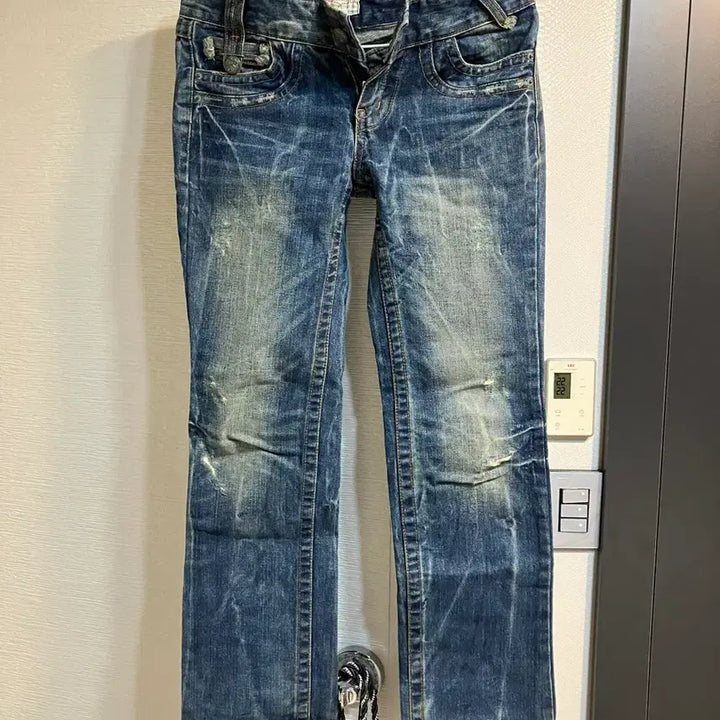 [BUNJANG] Washed Straight Jeans / 워싱일자 청바지