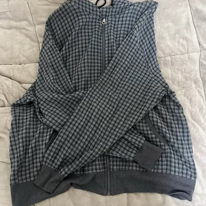 [BUNJANG] Pahi Some Checkered See-through Zip-up Charcoal L / 파히섬 체크 시스루 집업 쿨 챠콜 L 택포