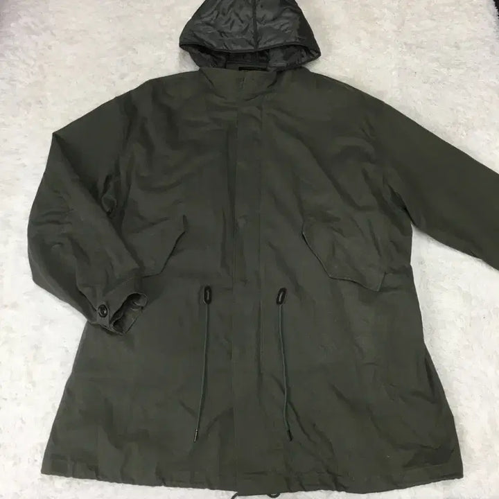 [BUNJANG] Outstanding Fish Tail Hooded Parka BB20 / 아웃스탠딩 피쉬테일 후드파카 BB20
