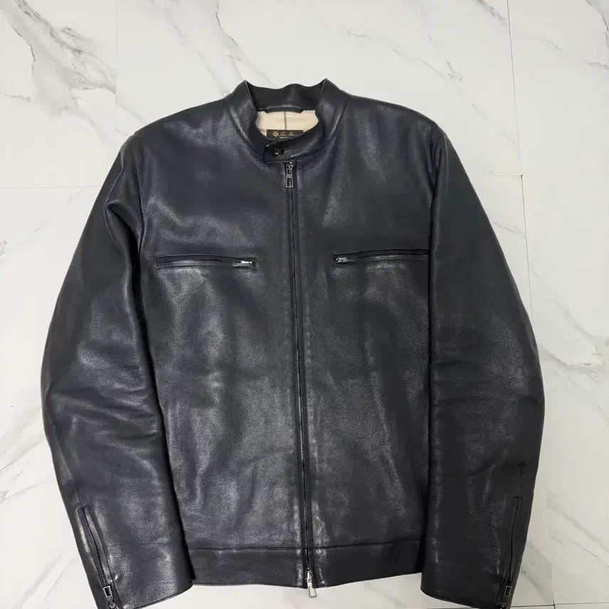 [SOLD OUT] 신형 로로피아나 카프스킨 레더 자켓 M 백화점택