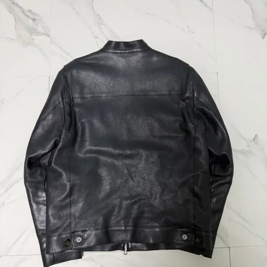 [SOLD OUT] 신형 로로피아나 카프스킨 레더 자켓 M 백화점택