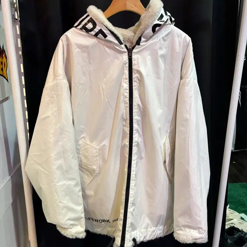 [BUNJANG] LifeWork Reversible Fleece Hooded Jacket / 라이프워크 리버시블 양털 후드자켓