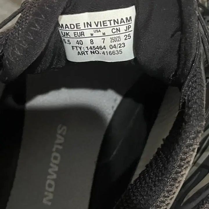 [BUNJANG] Salomon XT-6 Gore-Tex Black Ebony Sneakers / 살로몬 XT-6 고어텍스 블랙 에보니 250