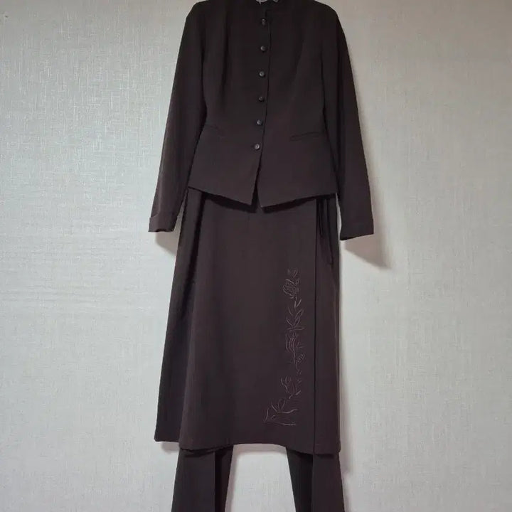 [BUNJANG] Compagna Women's Three-Piece Suit Set 66 / 꼼빠니아 여성 정장 쓰리피스 세트 66