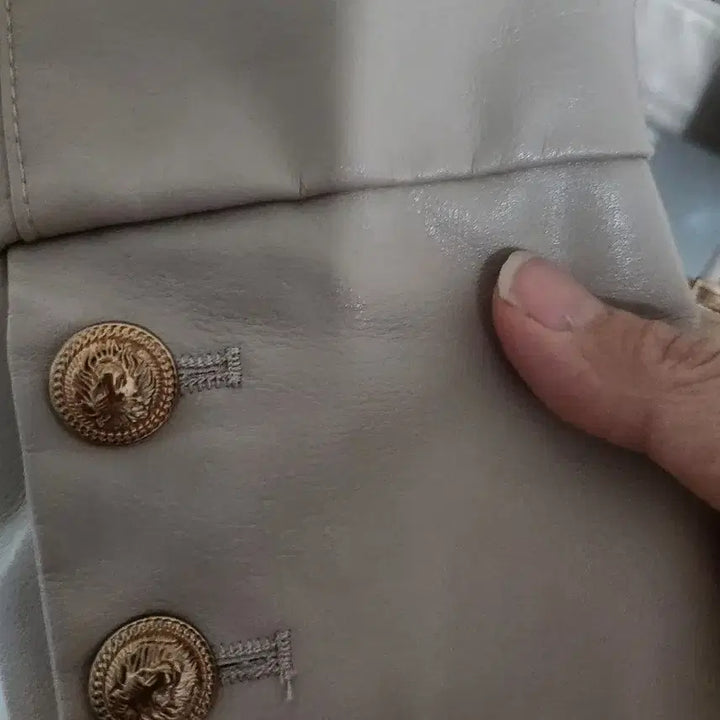 [BUNJANG] Ivory Faux Leather Jacket / 아이보리색 가죽 인조자켓