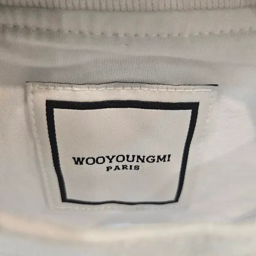 [SOLD OUT] [정품/새상품급] 우영미 프레임 반팔티셔츠 36사이즈 남성가능 흰티