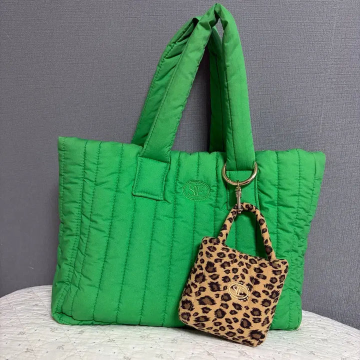 [BUNJANG] Sienne Padded Bag + Bag Charm / 시엔느 패딩백+패딩백 참