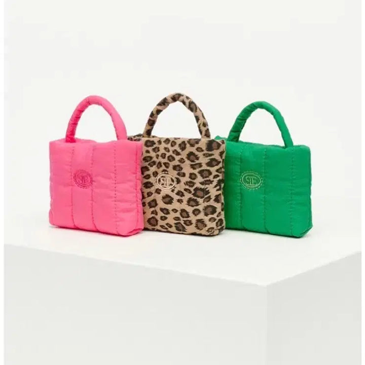 [BUNJANG] Sienne Padded Bag + Bag Charm / 시엔느 패딩백+패딩백 참