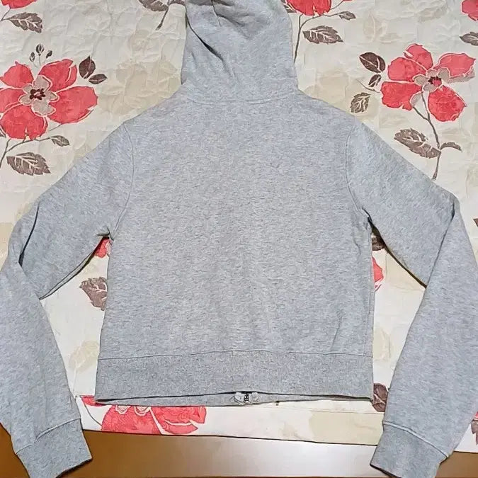 [BUNJANG] KIRSH Crop Hoodie Zip-up / 키르시 크롭후드집업 85 여성55 가슴44 기장52