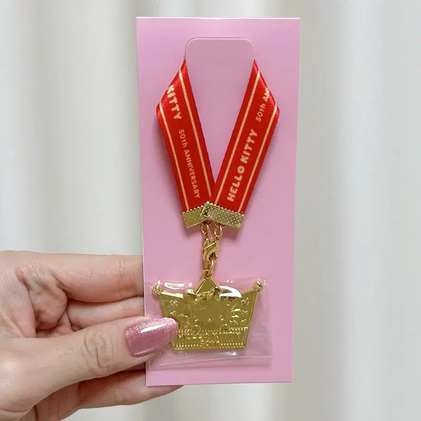 [BUNJANG] Hello Kitty Gold Medal Pendant Keyring / 일본수입 헬로키티골드메달 헬로키티팬던트키링