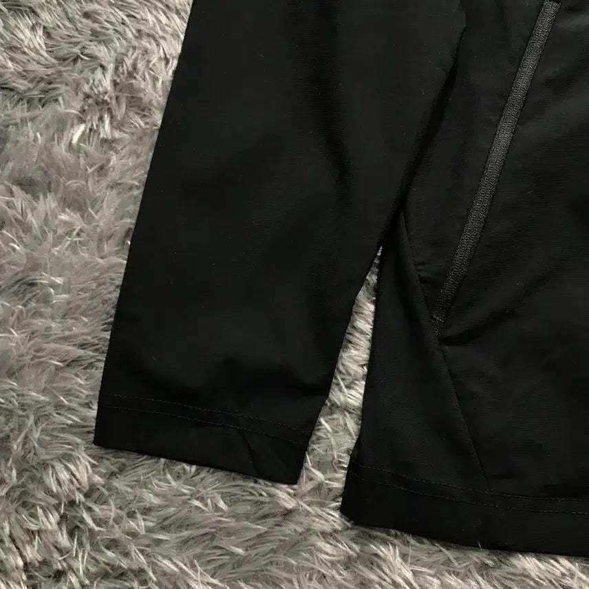 [BUNJANG] Descente Swiss Triathlon Team Training Zip-Up Jacket / [M, A급] 데상트 스위스 트라이애슬론팀 쿨링 트레이닝 집업