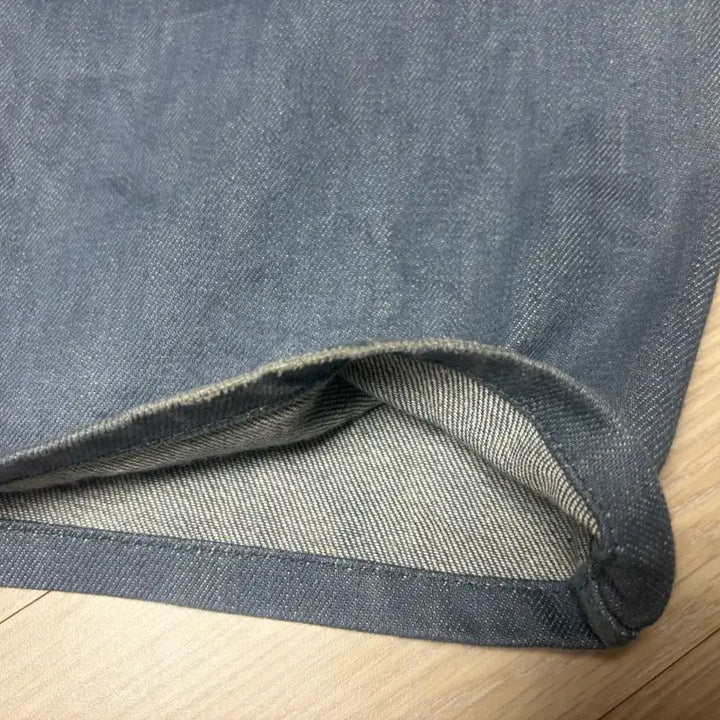 [SOLD OUT] 아모멘토 인디고 데님 블루 0size (뉴진스 착용)