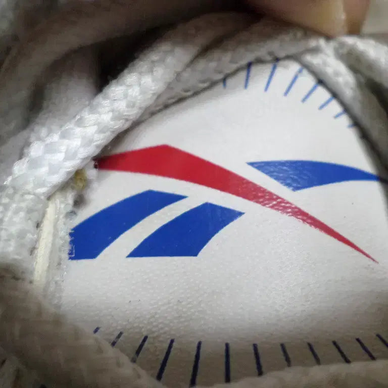 [BUNJANG] Reebok Interval 96 White Sneakers / 후루룩구 265 리복 인터벌96 화이트 운동화 스니커즈 중고 신발