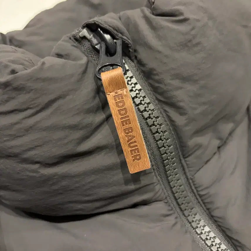 [BUNJANG] XL Eddie Bauer Padded Jacket / [XL] 에디바우어 패딩 점퍼 챠콜 C832