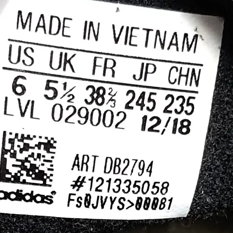 [BUNJANG] Adidas 235 Shoes / 아디다스 운동화  235