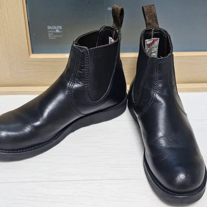 [BUNJANG] Red Wing Classic Chelsea 3194 Black Harness 9D / 레드윙 클래식 첼시 3194 - 블랙 하니스 9D 270