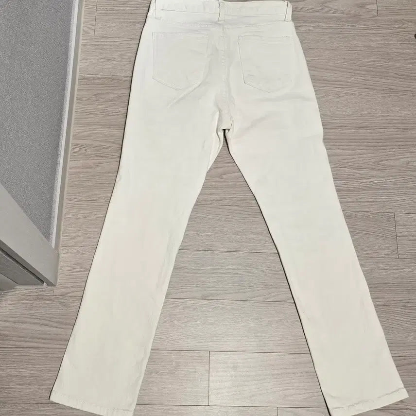 [BUNJANG] Ivory White Jeans / 여자 아이보리 화이트진 청바지 S사이즈 일자청바지