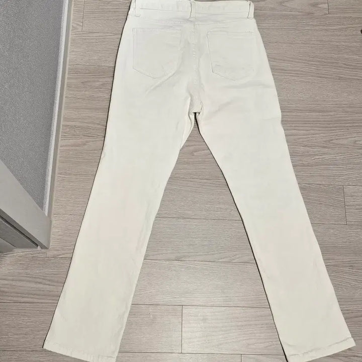 [BUNJANG] Ivory White Jeans / 여자 아이보리 화이트진 청바지 S사이즈 일자청바지