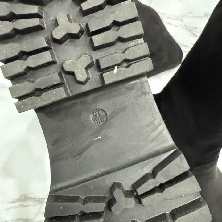 [BUNJANG] Long Boots (Size 240) / 블랙 스웨이드 롱 부츠 240