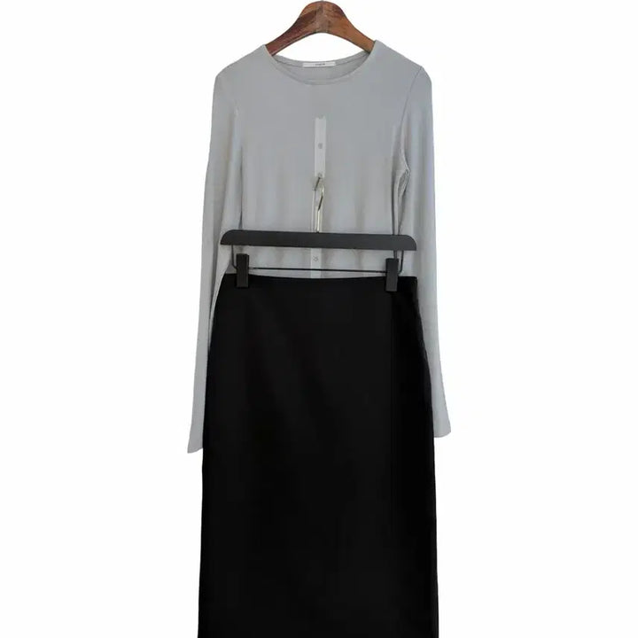 [BUNJANG] H Line Long Skirt / 교신안함)블랙 미니멀 H라인 롱 스커트-탄탄 나일론