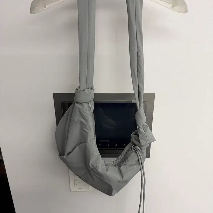 [BUNJANG] Padded Bag / 패딩 가방