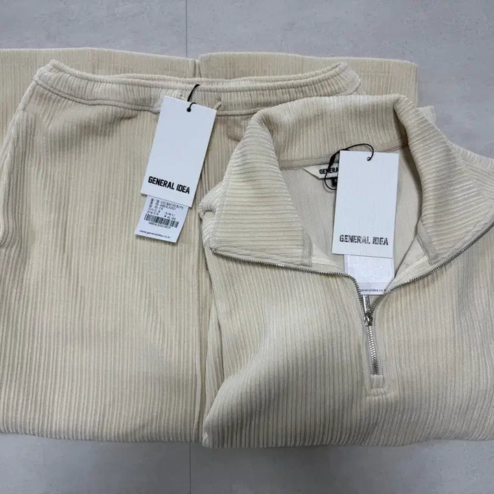 [BUNJANG] General Idea Re:lived Velour Half-Zip Up Set (M) / 제너럴아이디어리브드 벨로아 하프집업 세트 m