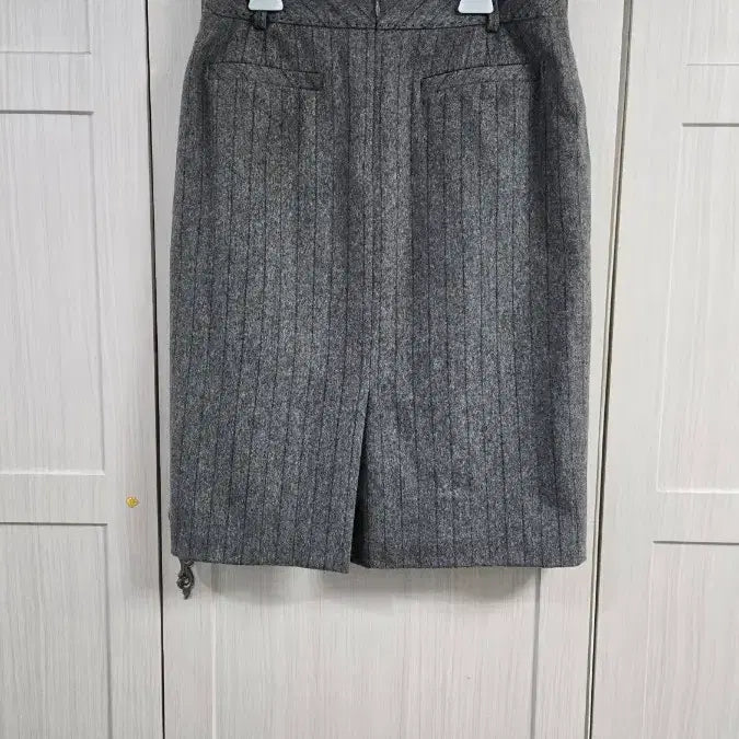 [BUNJANG] Women's Striped Suit Set / 데코 여성 스트라이프 정장 스커트 셋업