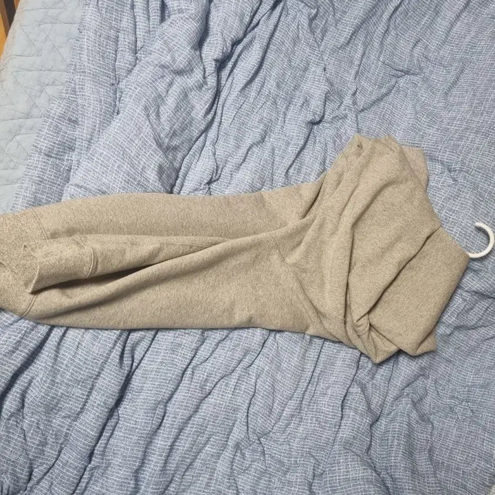 [BUNJANG] Uniqlo Sweatshirt / 유니클로 스웨트셔츠 XL 19wine 31beige