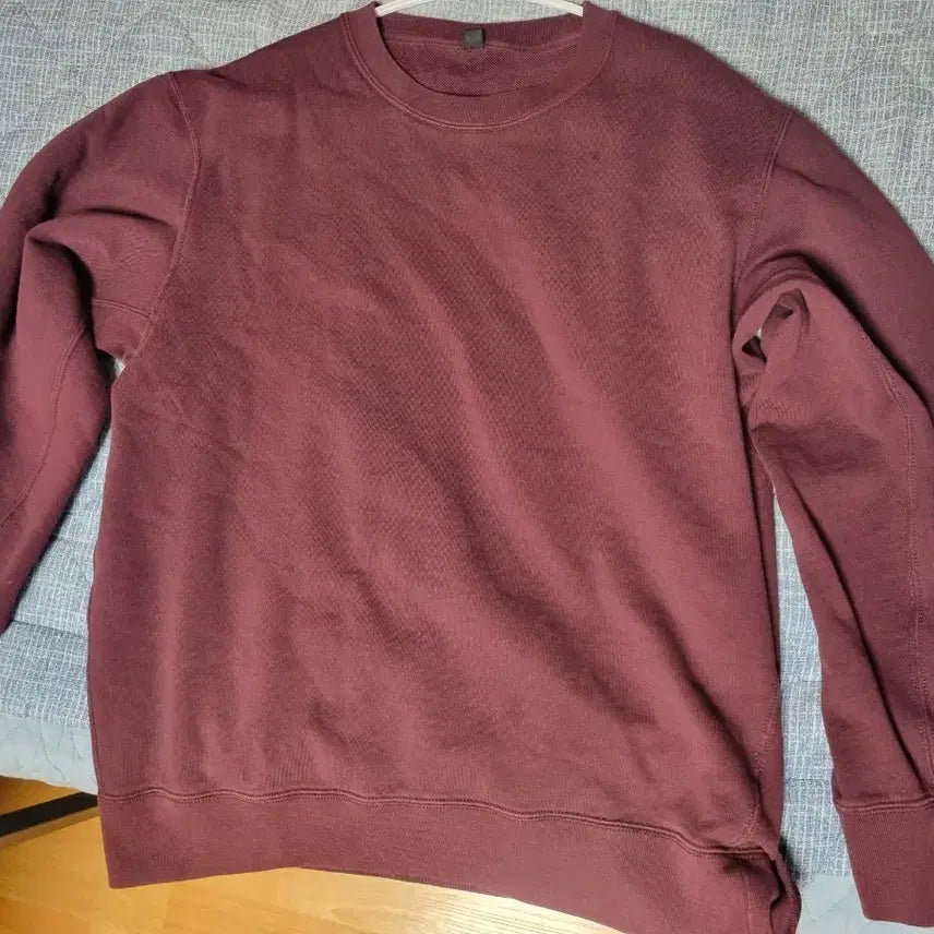 [BUNJANG] Uniqlo Sweatshirt / 유니클로 스웨트셔츠 XL 19wine 31beige