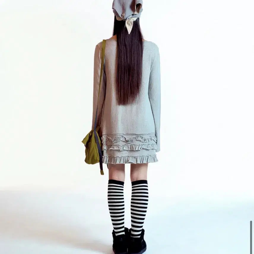 [BUNJANG] Koiseiyo Bottom Multiple Frill Dress + Hole Knit / 코이세이오 바텀 멀티플 프릴 드레스 + 홀 니트