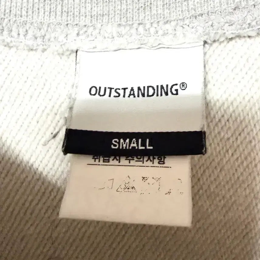 [BUNJANG] OUTSTANDING US ARMY Sweatshirt / [S,90]아웃스탠딩 us army 맨투맨 스웻셔츠