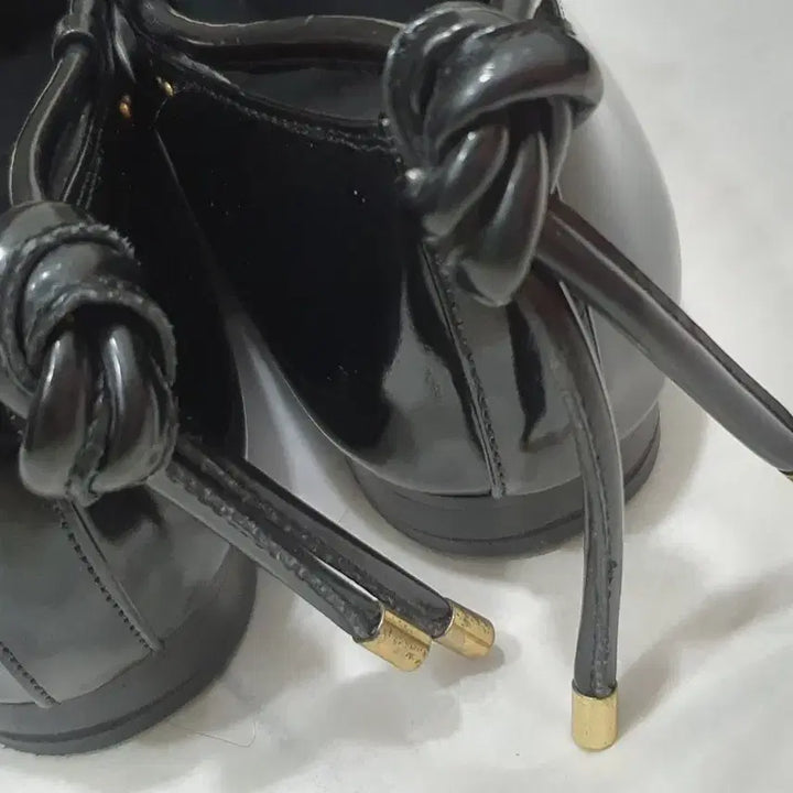 [SOLD OUT] 레이크넨 플랫슈즈 37