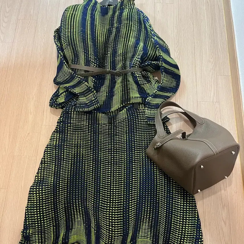 [BUNJANG] Issey Miyake Size 2 Set Up / 이세이미야케 사이즈2 셋업 바운스