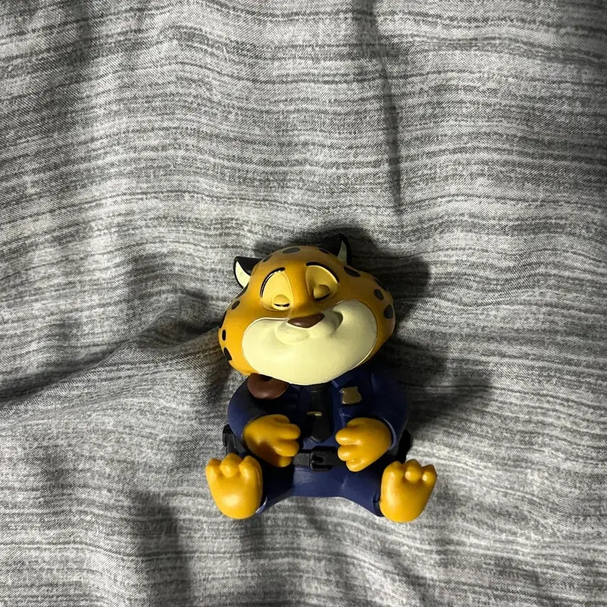 [BUNJANG] Zootopia Clawhauser Gacha Figure / 주토피아 클로하우저 가챠 피규어