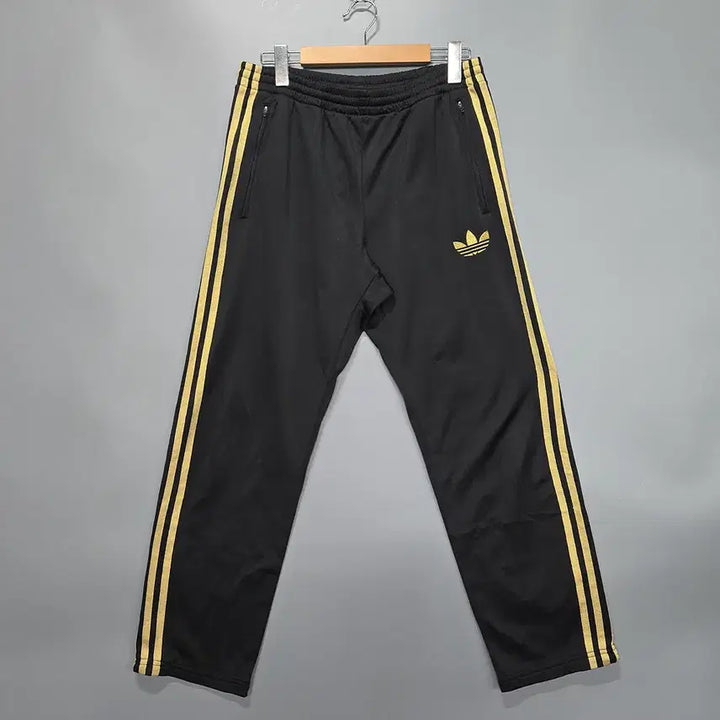 [BUNJANG] Adidas Firebird Track Pants (Gold Stripes) - 95 / 아디다스(adidas) 파이어버드 트랙팬츠 골드삼선 95