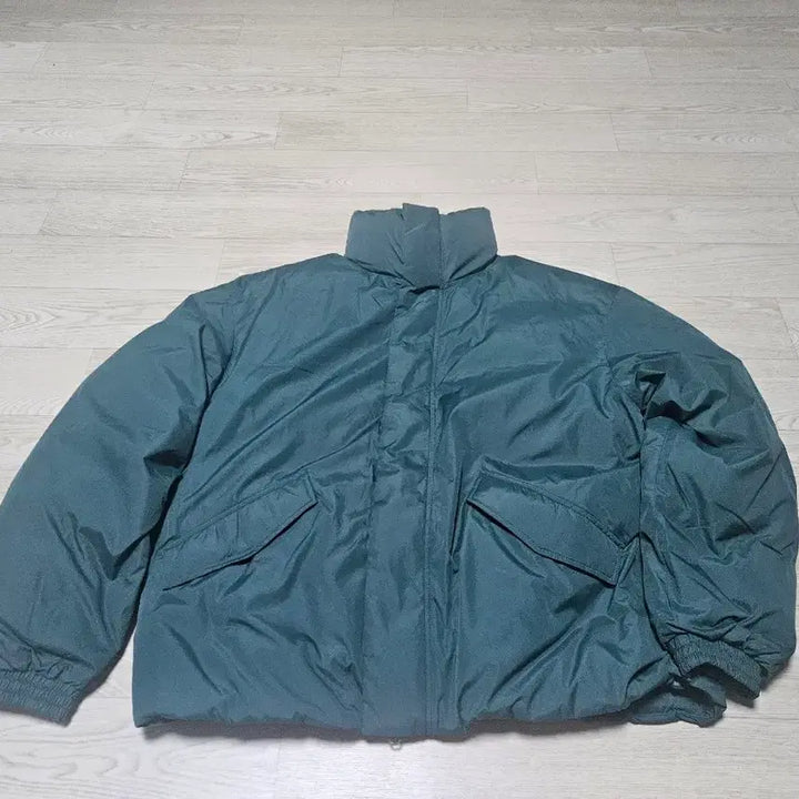 [BUNJANG] CNN Khaki Padded Jacket / cnn 카키 패딩xl