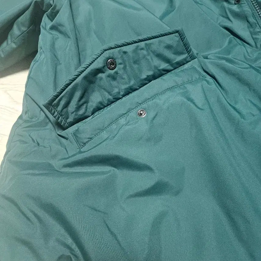 [BUNJANG] CNN Khaki Padded Jacket / cnn 카키 패딩xl