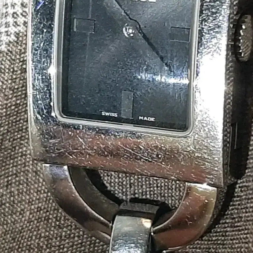 [BUNJANG] Dior Women's Metal Watch (Non-Working) / 디올 여성 메탈시계(부동품)