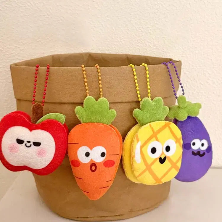 [BUNJANG] Vegetable Fruit Emoji Keyring / 야채 과일 표정 인형키링 / 사과 파인애플 당근 고추 백참 가방고리