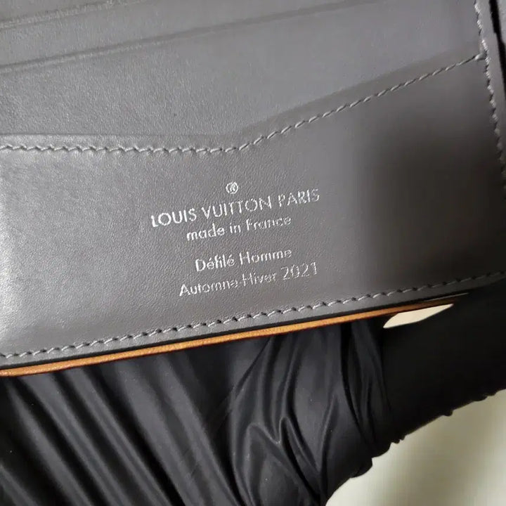 [BUNJANG] Louis Vuitton Monogram Mirror Slender Wallet / [한정판/풀구성] 루이비통 모노그램 미러 슬렌더 반지갑