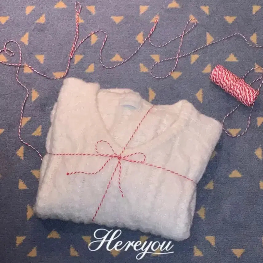 [BUNJANG] Ornament Silver Cable Knit Ivory / 유리에 오너먼트 실버 케이블 니트 아이보리