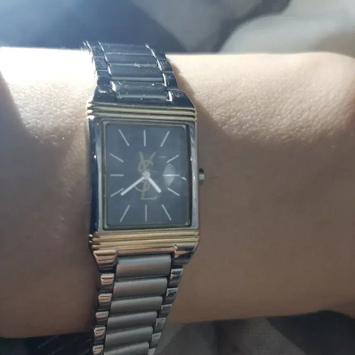 [BUNJANG] YSL Women's Metal Watch (Non-Working) / 입생로랑 여성 메탈시계(부동품)