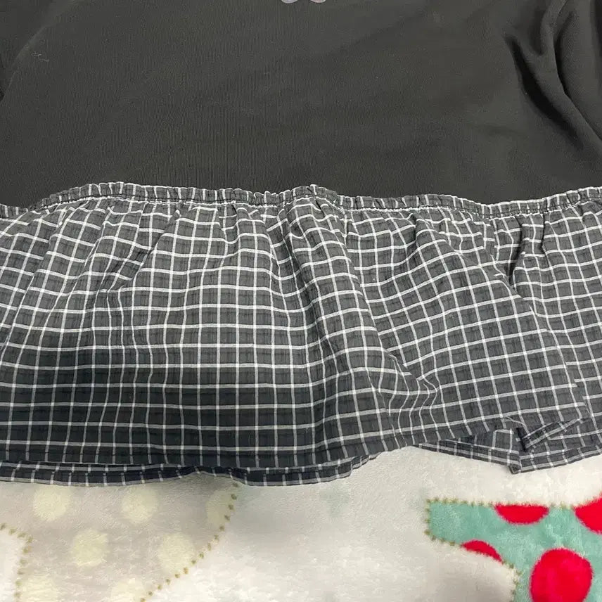 [BUNJANG] Tuomio Frill Layered Hooded Sweatshirt / 뚜오미오 FRILL LAYERED HOOD 레이어드 후드티