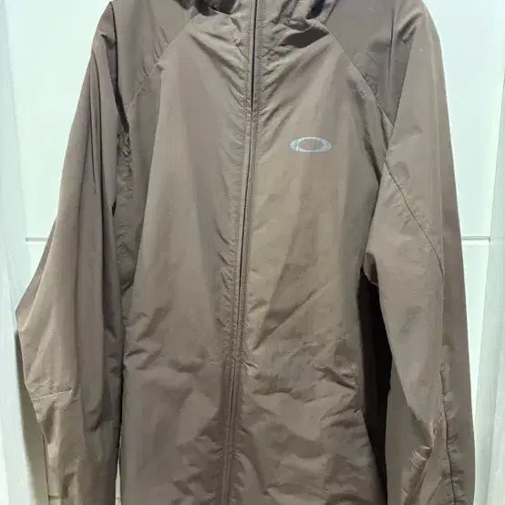 [BUNJANG] Oakley Brown Windbreaker Hooded Jacket / 오클리 브라운 바람막이 후드 자켓