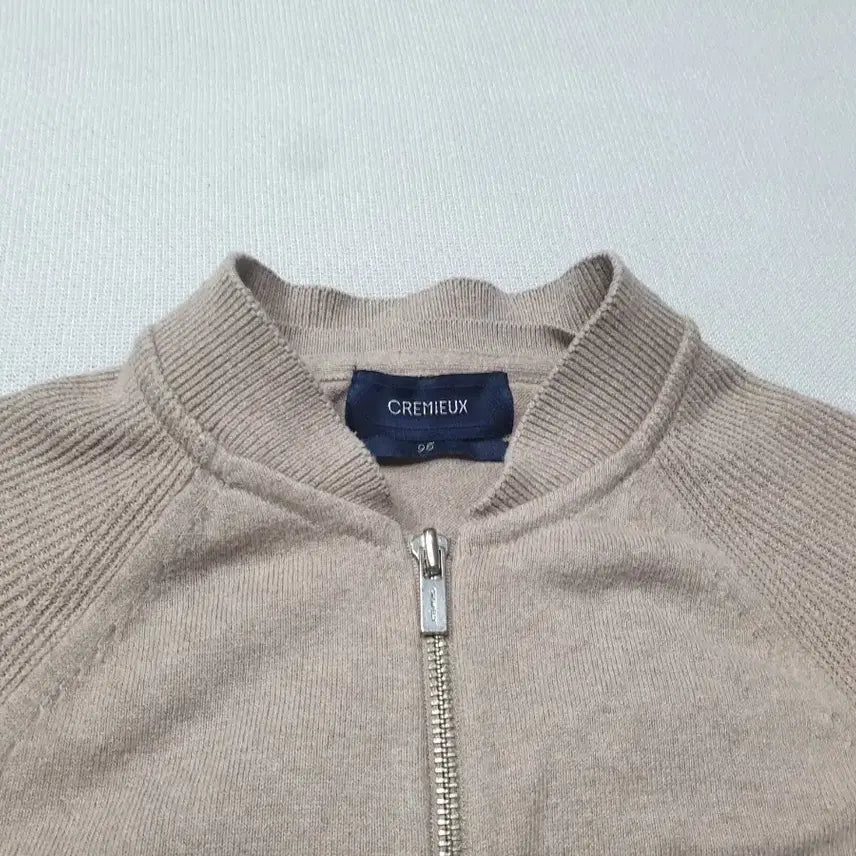 [SOLD OUT] 크레뮤 캐시미어면혼방 니트 집업 95