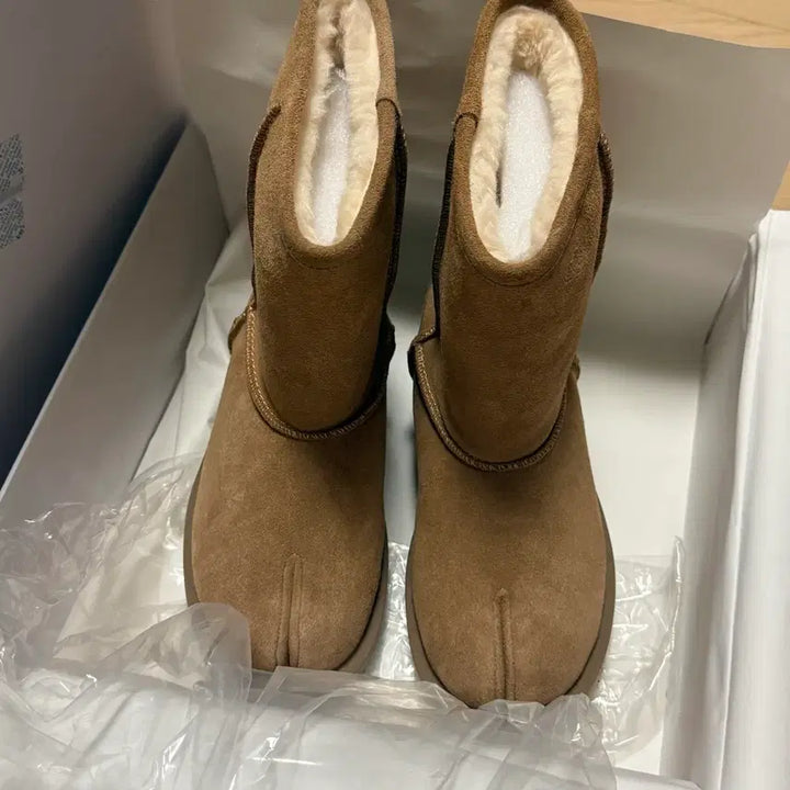 [BUNJANG] Jollysick Tabby Ugg Boots / Jollysick 타비 어그부츠 새상품