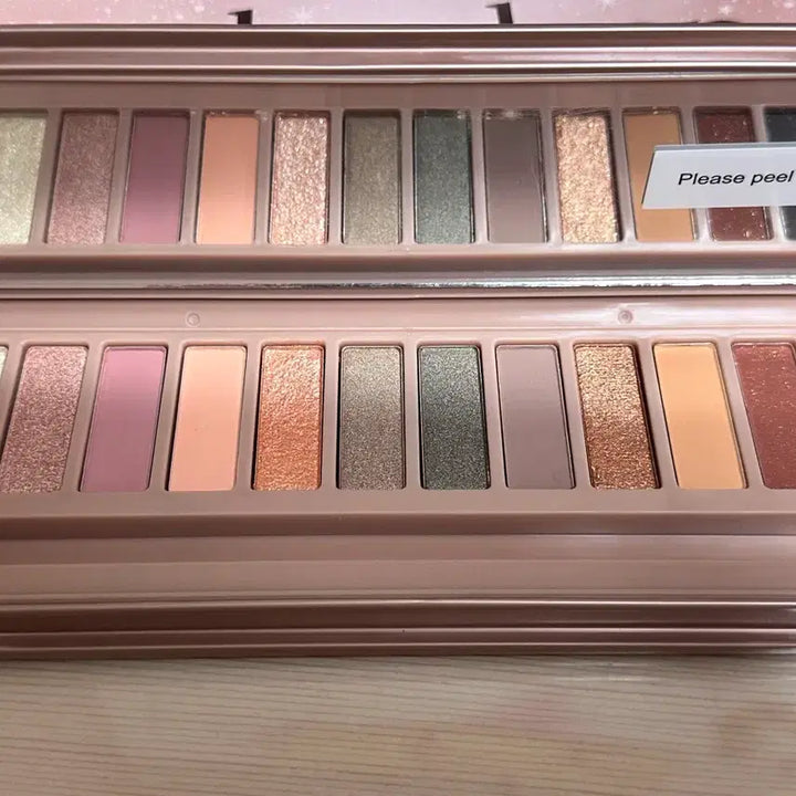 [BUNJANG] Color Deep Eyeshadow Palette / 컬러딥 아이섀도우 팔레트