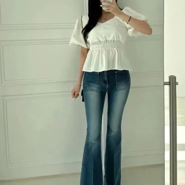 [BUNJANG] Denim Bootcut Hip Pad Jeans / 데님 부츠컷 골반패드 청바지