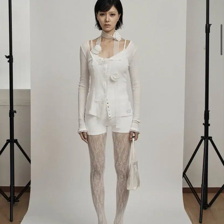 [SOLD OUT] 일리오 WHITE LACE TRIM CARDIGAN 가디건