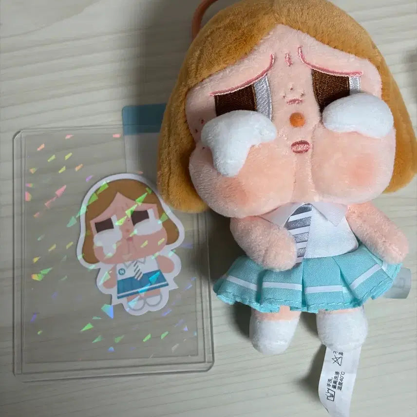 [BUNJANG] Pop Mart Crybaby Sunset Concert Doll Keychain / [미사용] 팝마트 크라이베이비 선셋 콘서트 인형 키링